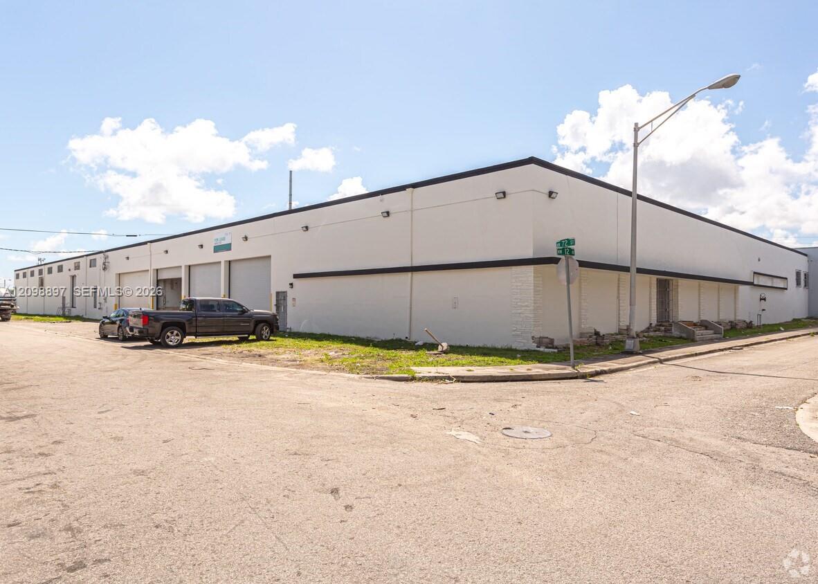   /   sq. ft. $ 2026-10-01 0 Photo
