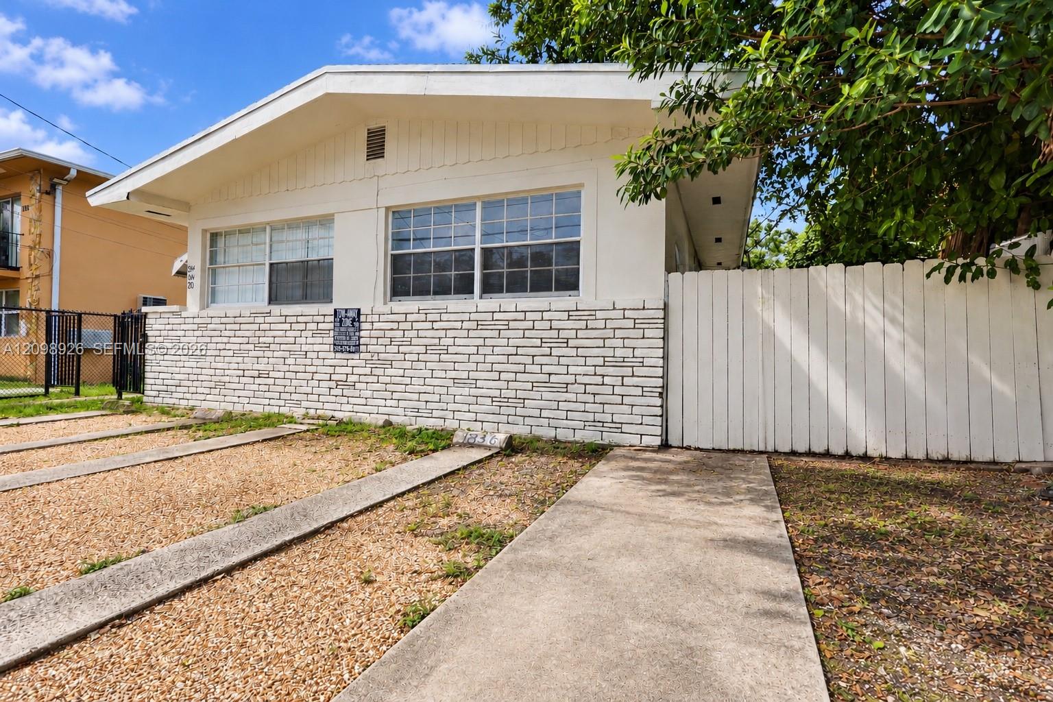 Ver detalles / 1566 sq. ft. $ 2026-10-01 0 foto