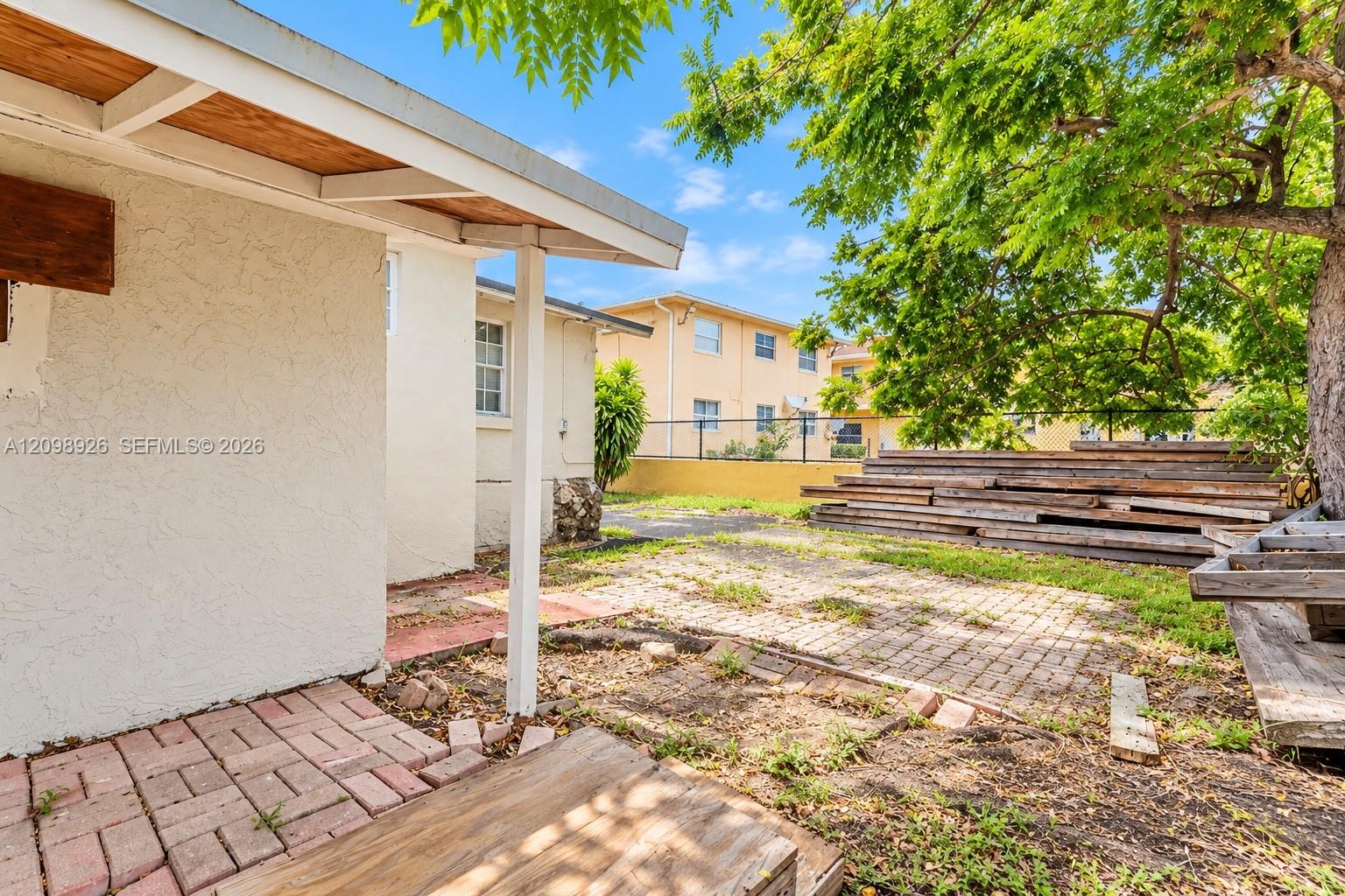 Ver detalles / 1566 sq. ft. $ 2026-10-01 0 foto