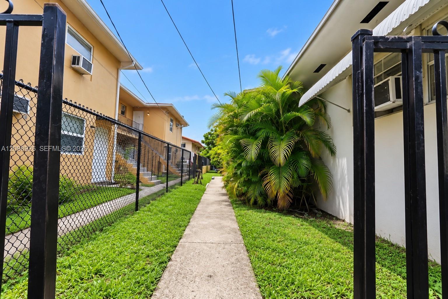 Ver detalles / 1566 sq. ft. $ 2026-10-01 0 foto