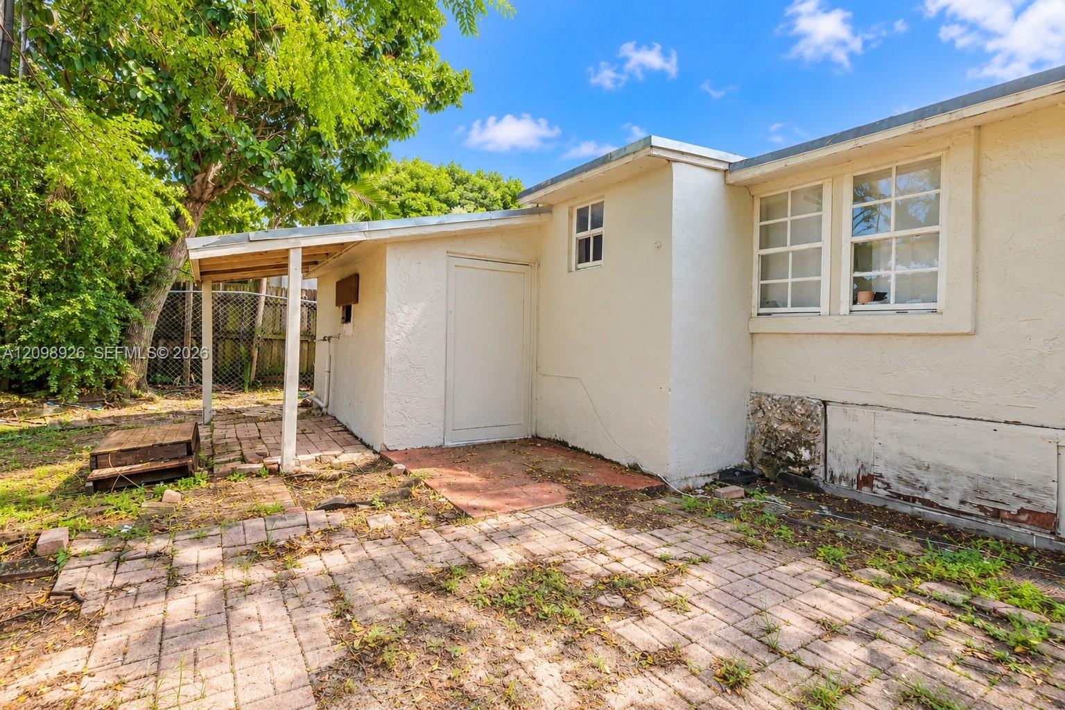 Ver detalles / 1566 sq. ft. $ 2026-10-01 0 foto