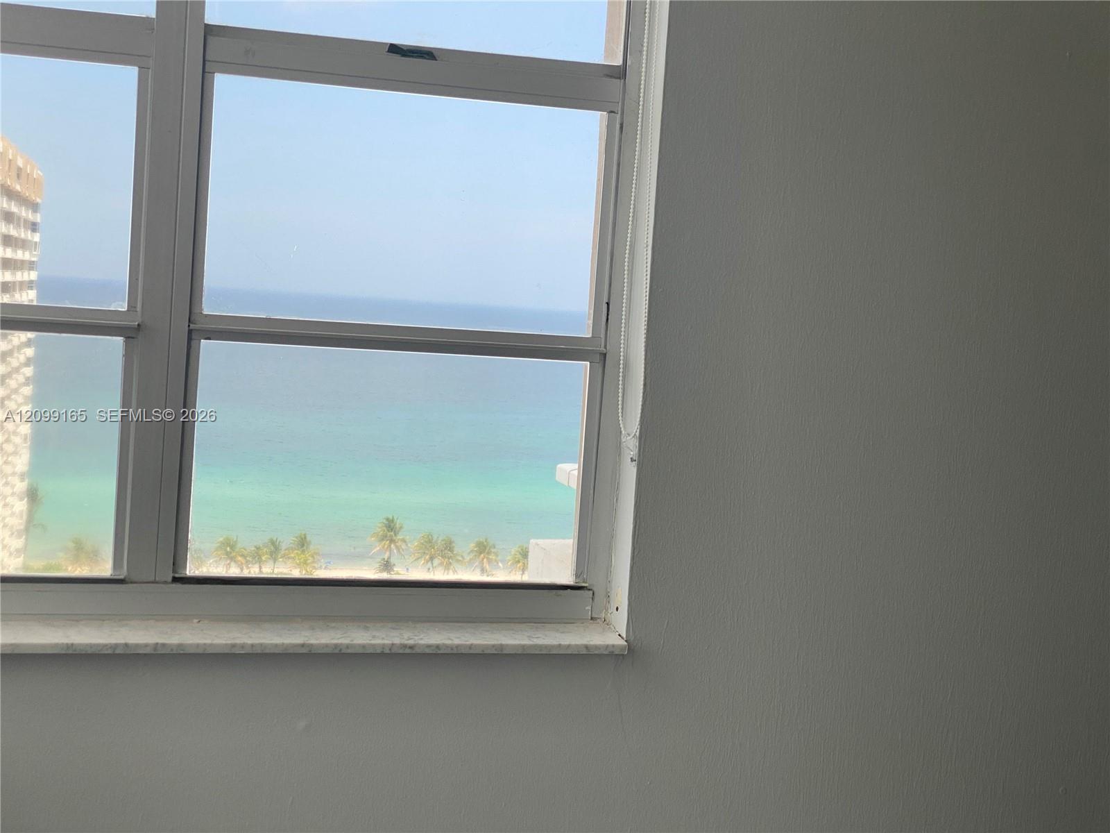 See details PHF 2 / 2 1275 sq. ft. $ 2026-10-01 0 Photo