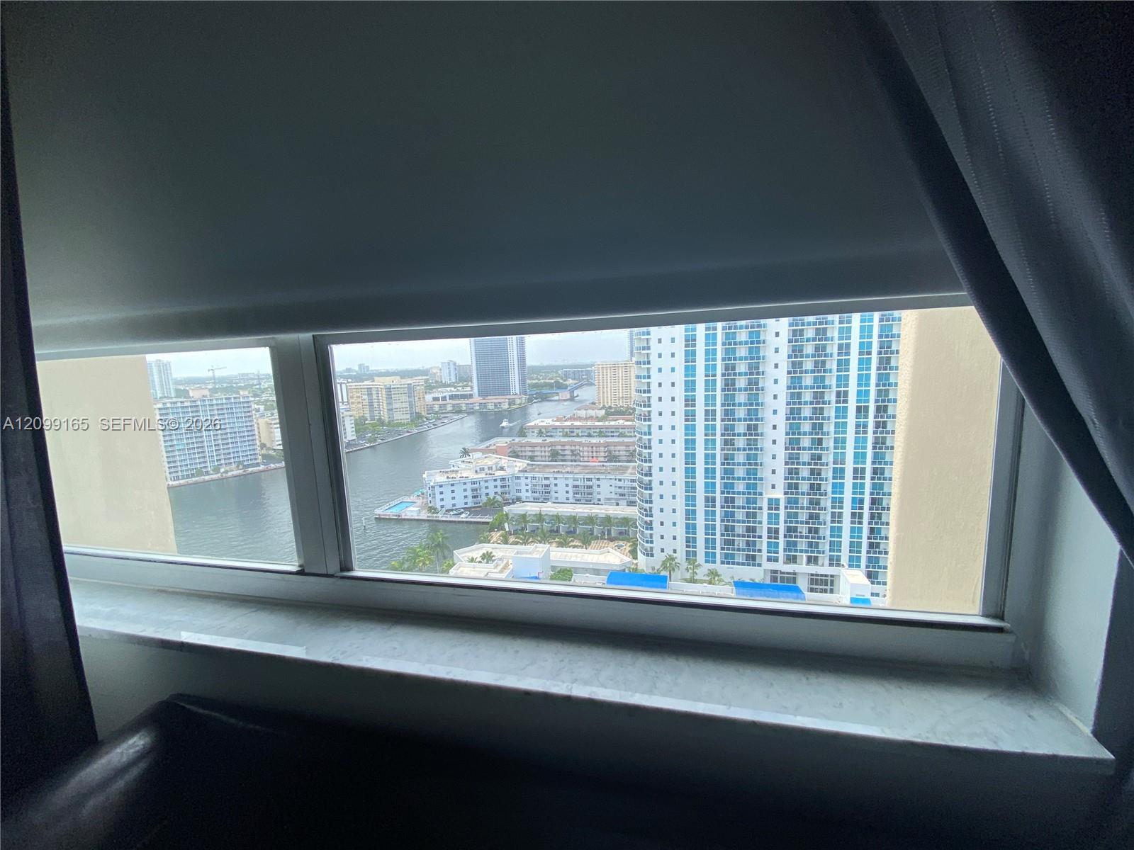 See details PHF 2 / 2 1275 sq. ft. $ 2026-10-01 0 Photo