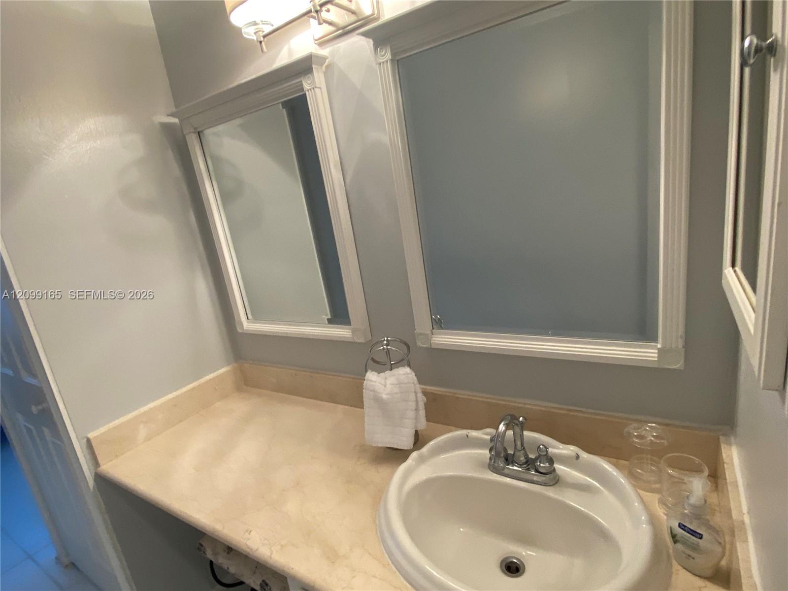 See details PHF 2 / 2 1275 sq. ft. $ 2026-10-01 0 Photo
