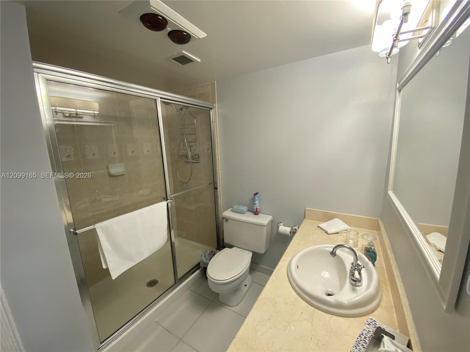 See details PHF 2 / 2 1275 sq. ft. $ 2026-10-01 0 Photo