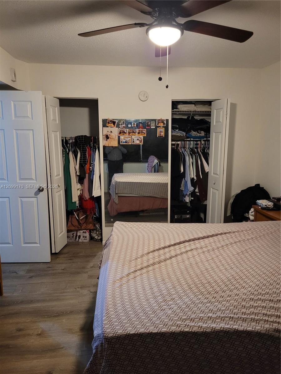 See details 615-1 2 / 2 1062 sq. ft. $ 2026-10-01 0 Photo