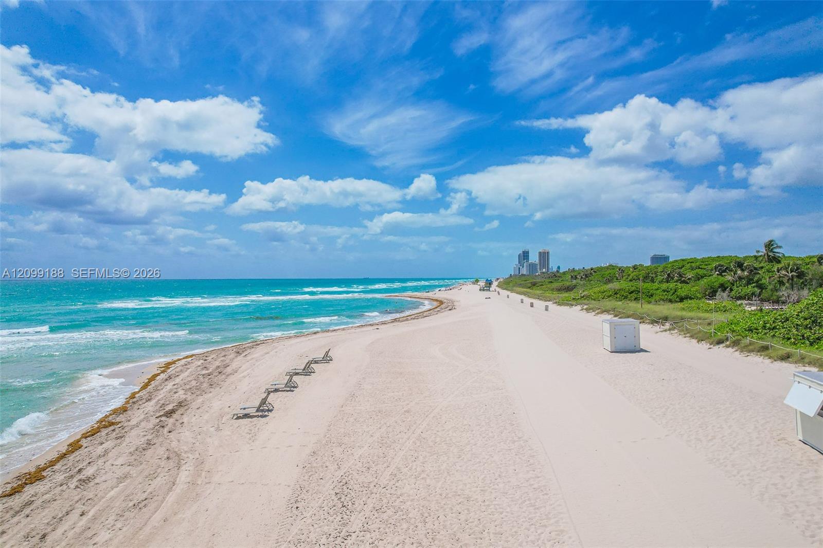 See details 603 1 / 2 1018 sq. ft. $ 2026-10-01 0 Photo