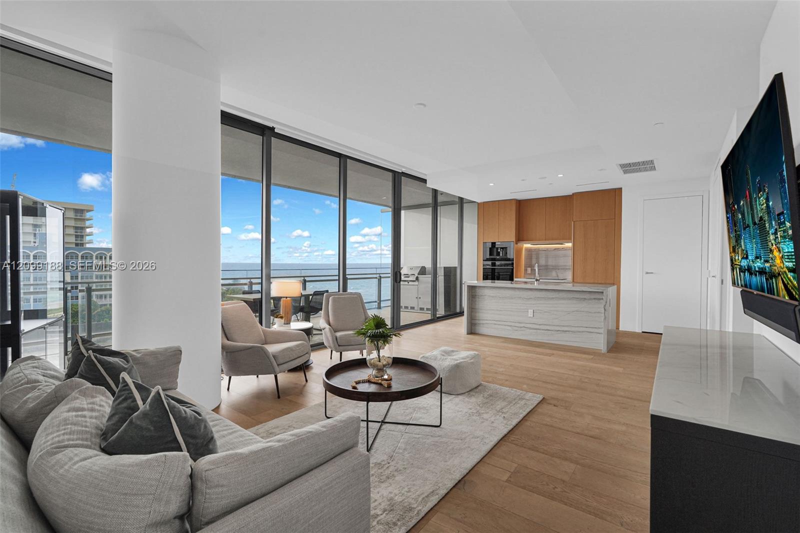 See details 603 1 / 2 1018 sq. ft. $ 2026-10-01 0 Photo