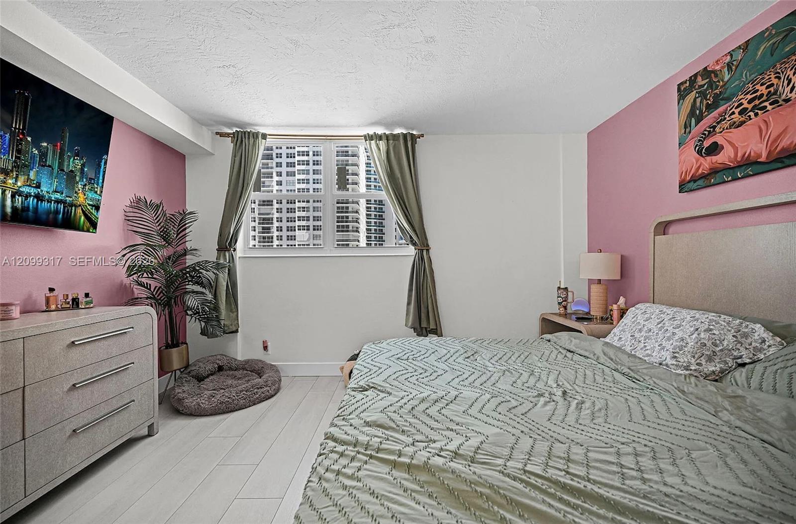 Photo 7 of OCEAN DR