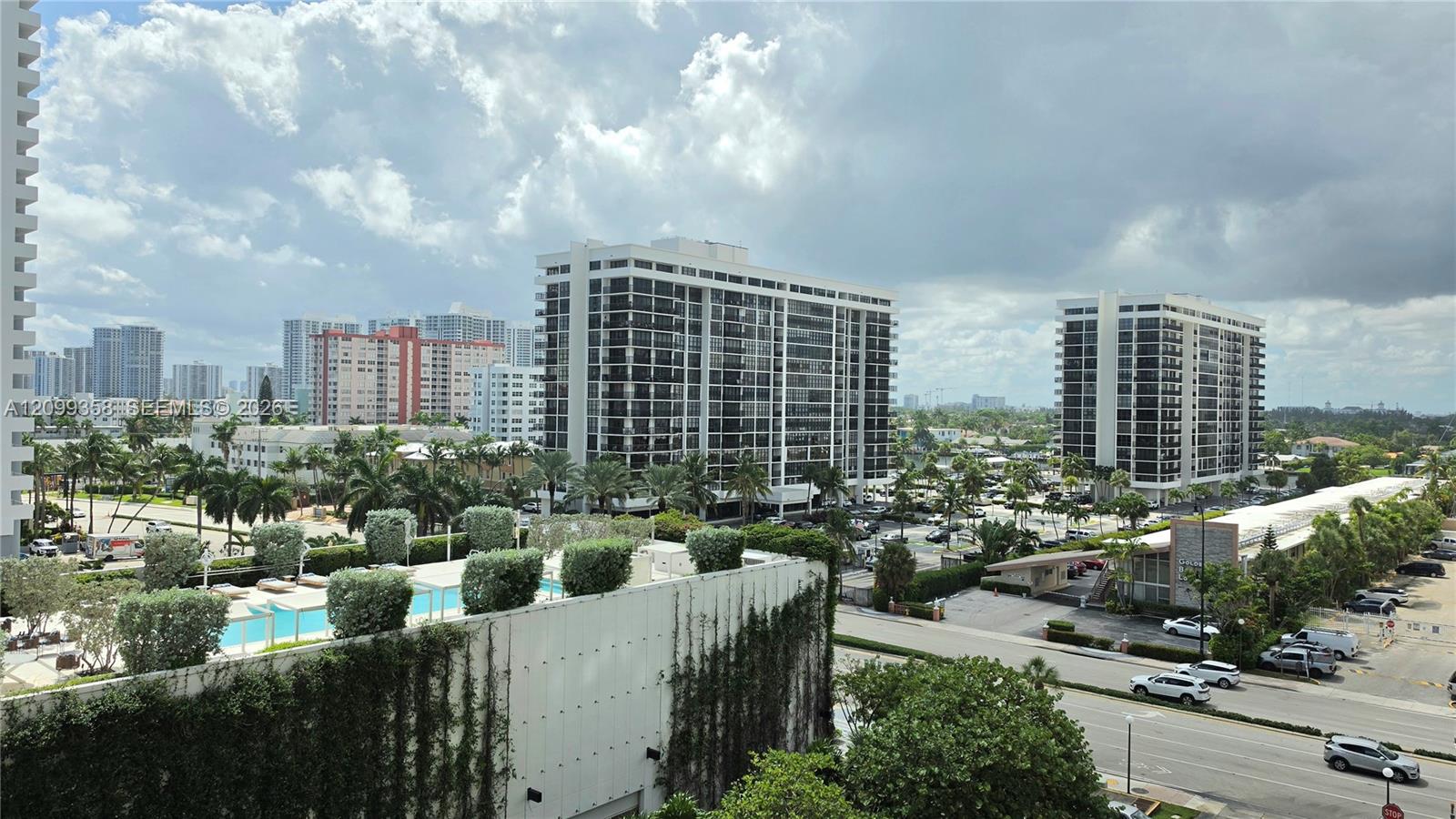 See details 6G 2 / 2 1240 sq. ft. $ 2026-10-02 0 Photo