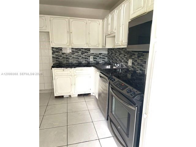 110 2 / 2 1100 sq. ft. $ 2026-10-02 0 Photo