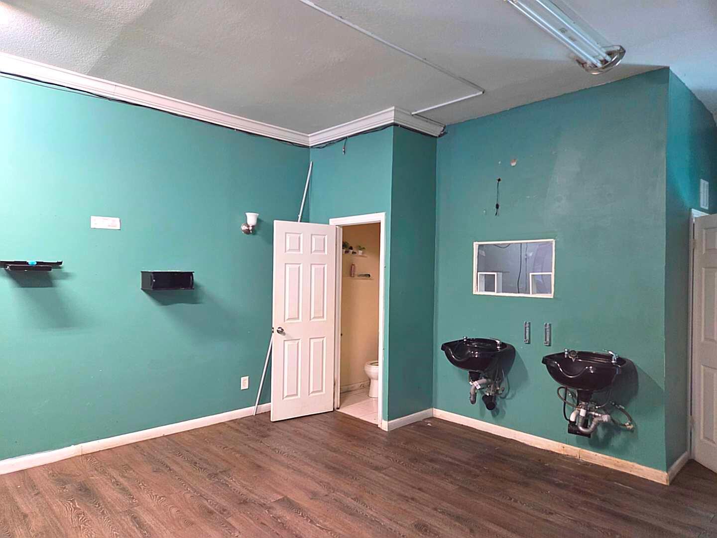   / 0  sq. ft. $ 2026-10-03 0 Photo