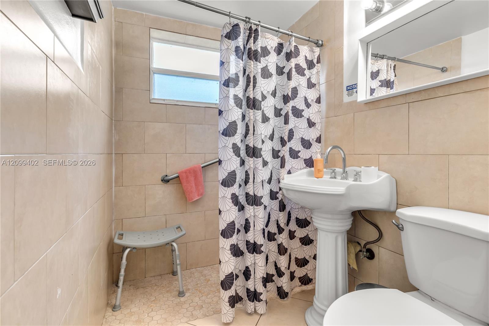   /  2664 sq. ft. $ 2026-10-02 0 foto