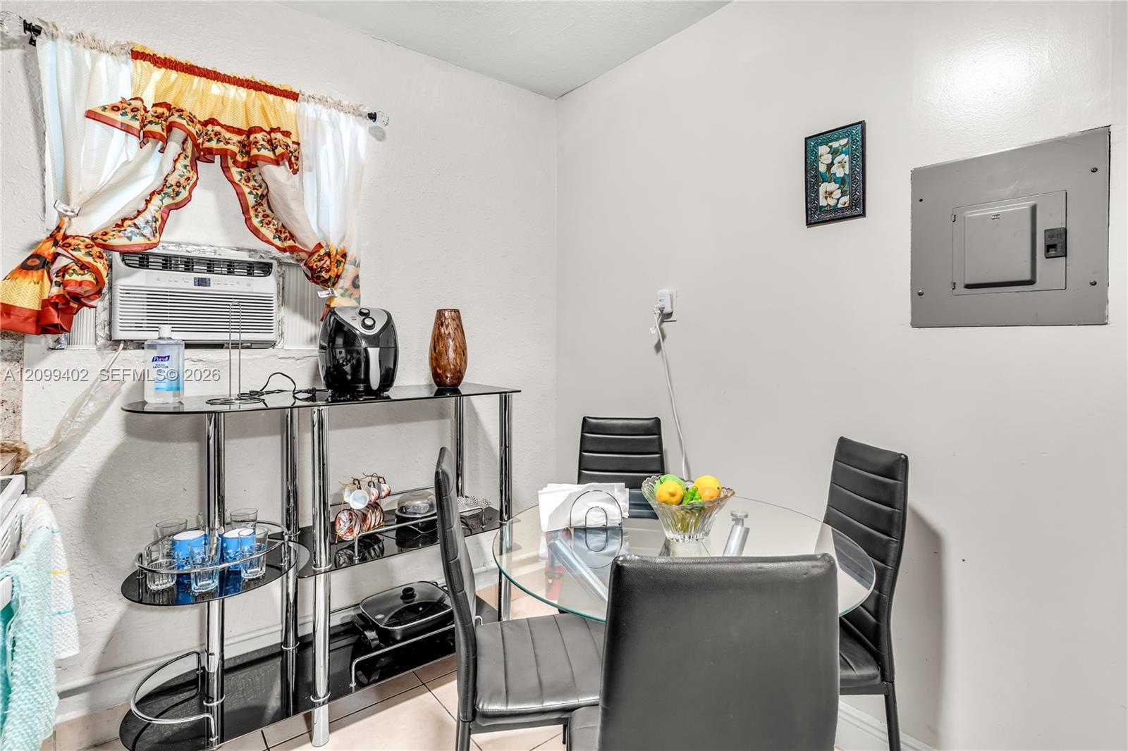   /  2664 sq. ft. $ 2026-10-02 0 foto