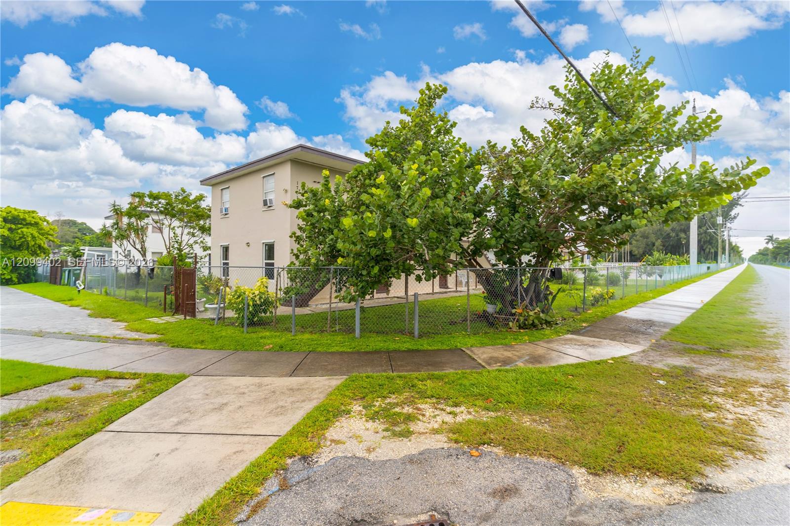   /  2664 sq. ft. $ 2026-10-02 0 foto