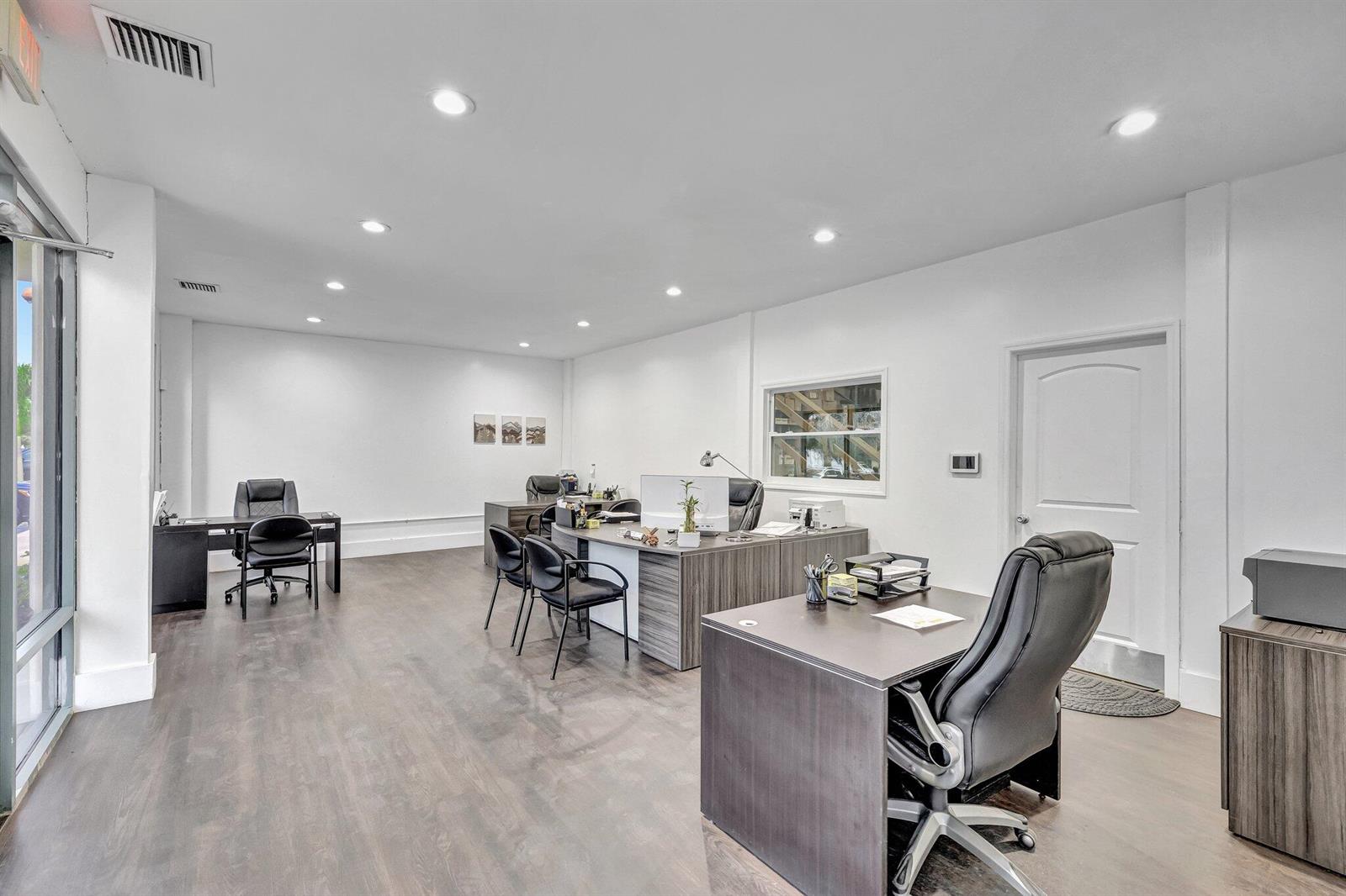 107  / 0  sq. ft. $ 2026-10-03 0 Photo