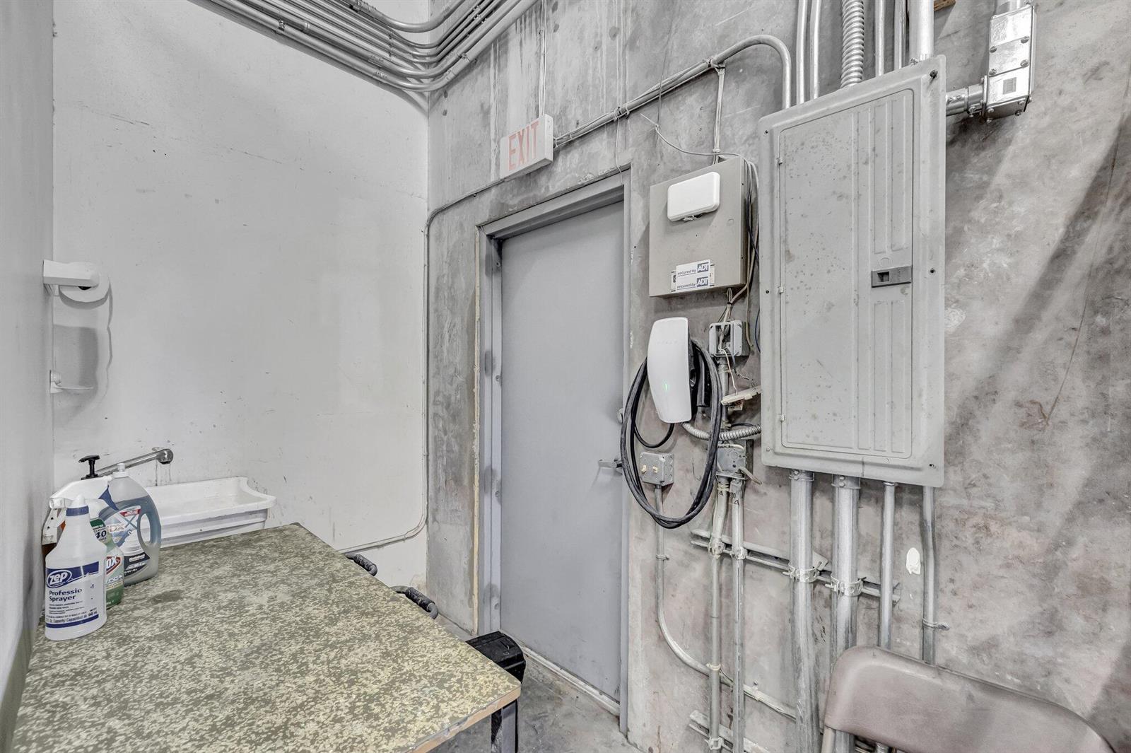 107  / 0  sq. ft. $ 2026-10-03 0 Photo