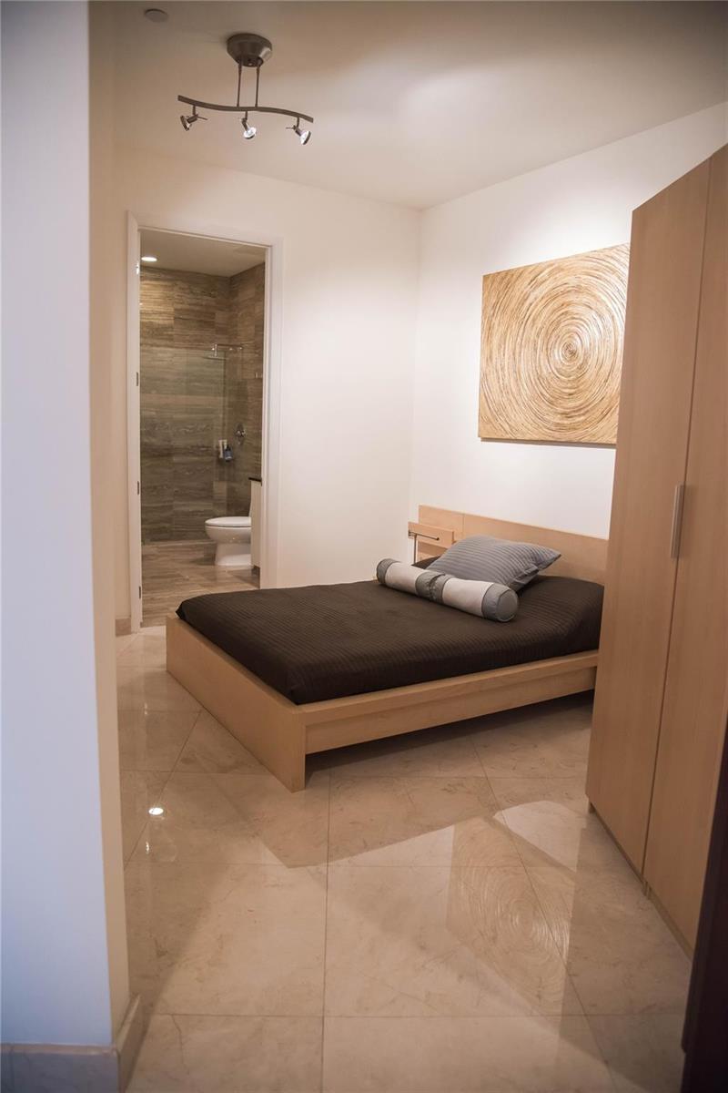3603 3 / 3 1962 sq. ft. $ 2026-10-04 0 foto
