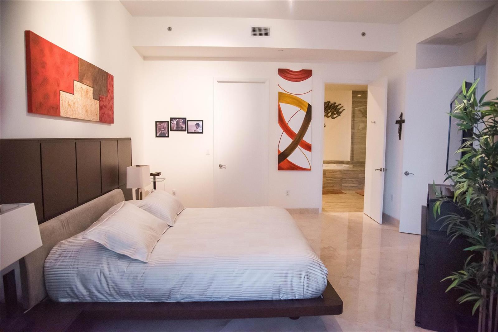 3603 3 / 3 1962 sq. ft. $ 2026-10-04 0 foto