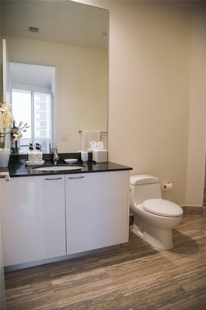 3603 3 / 3 1962 sq. ft. $ 2026-10-04 0 foto