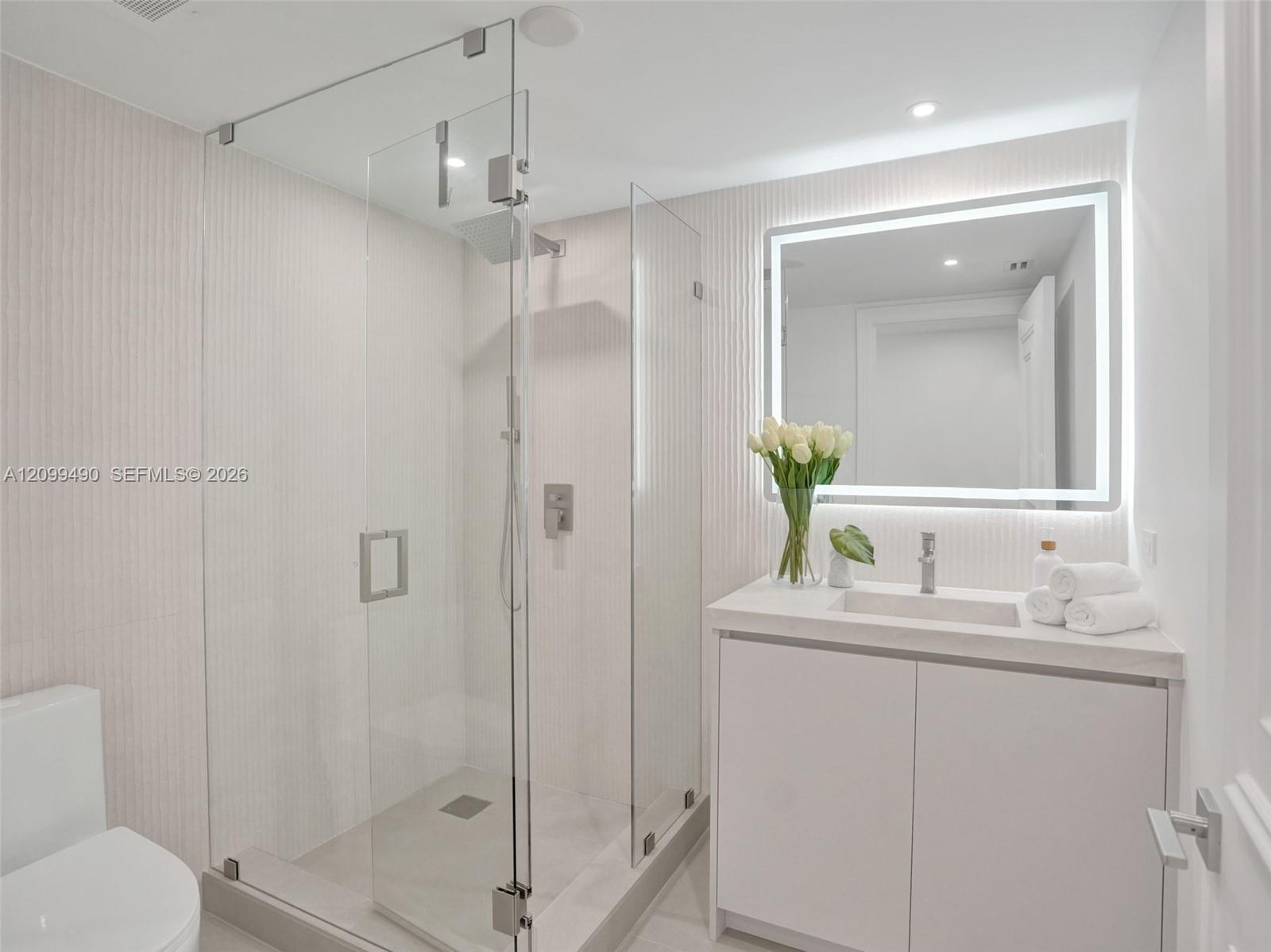 2nd bathroom