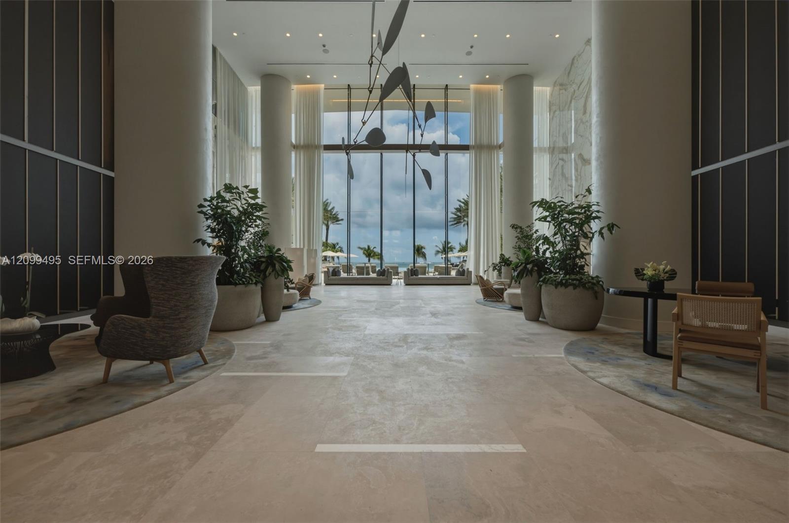 1404 4 / 6 3252 sq. ft. $ 2026-10-02 0 Photo