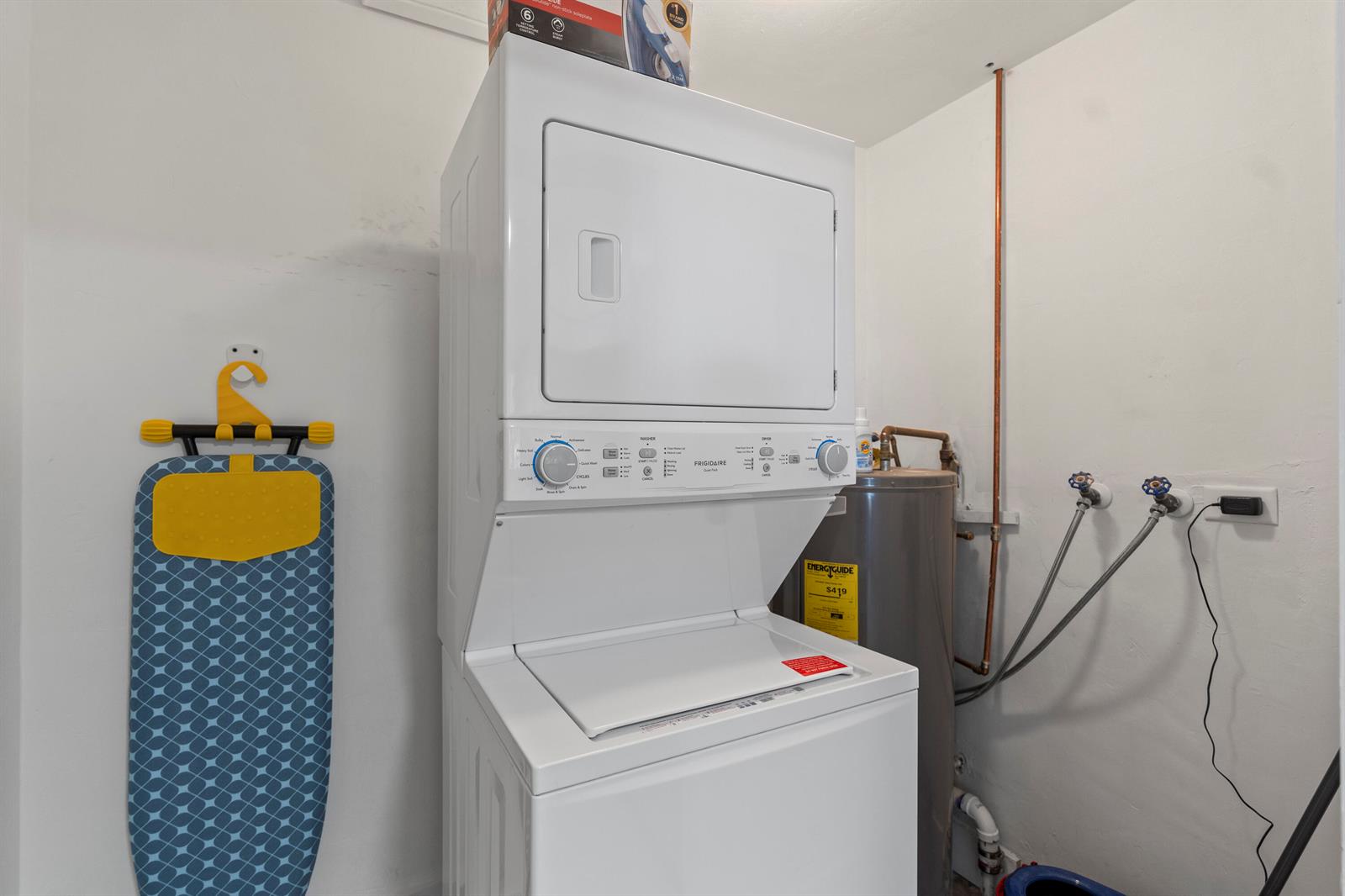   / 0 2500 sq. ft. $ 2026-10-04 0 foto