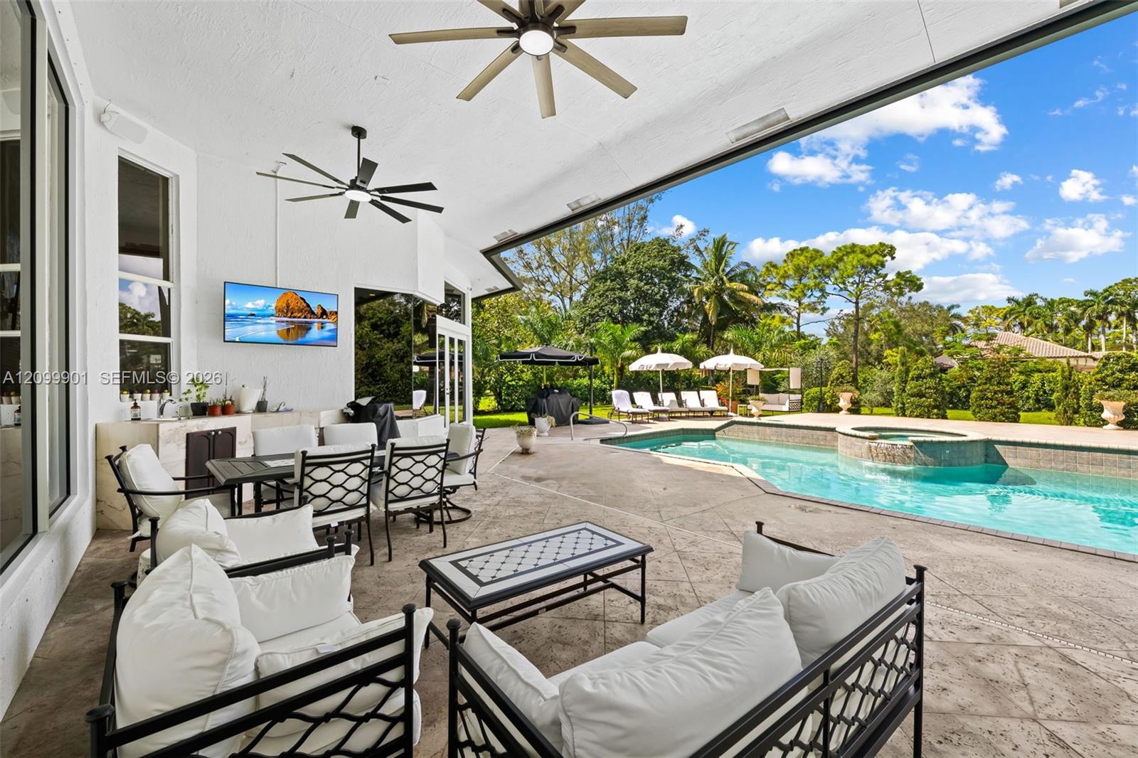 Ver detalles 6775 6 / 4 sq. ft. $ 2026-10-02 0 foto