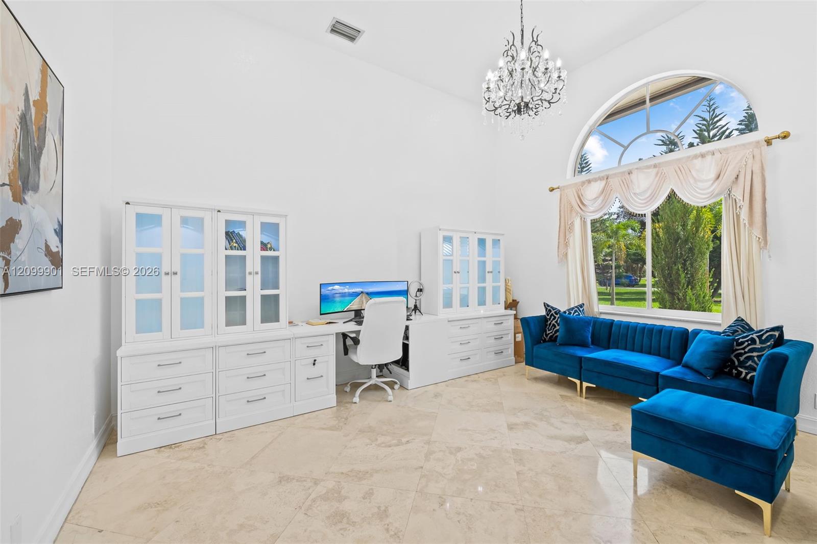 Ver detalles 6775 6 / 4 sq. ft. $ 2026-10-02 0 foto