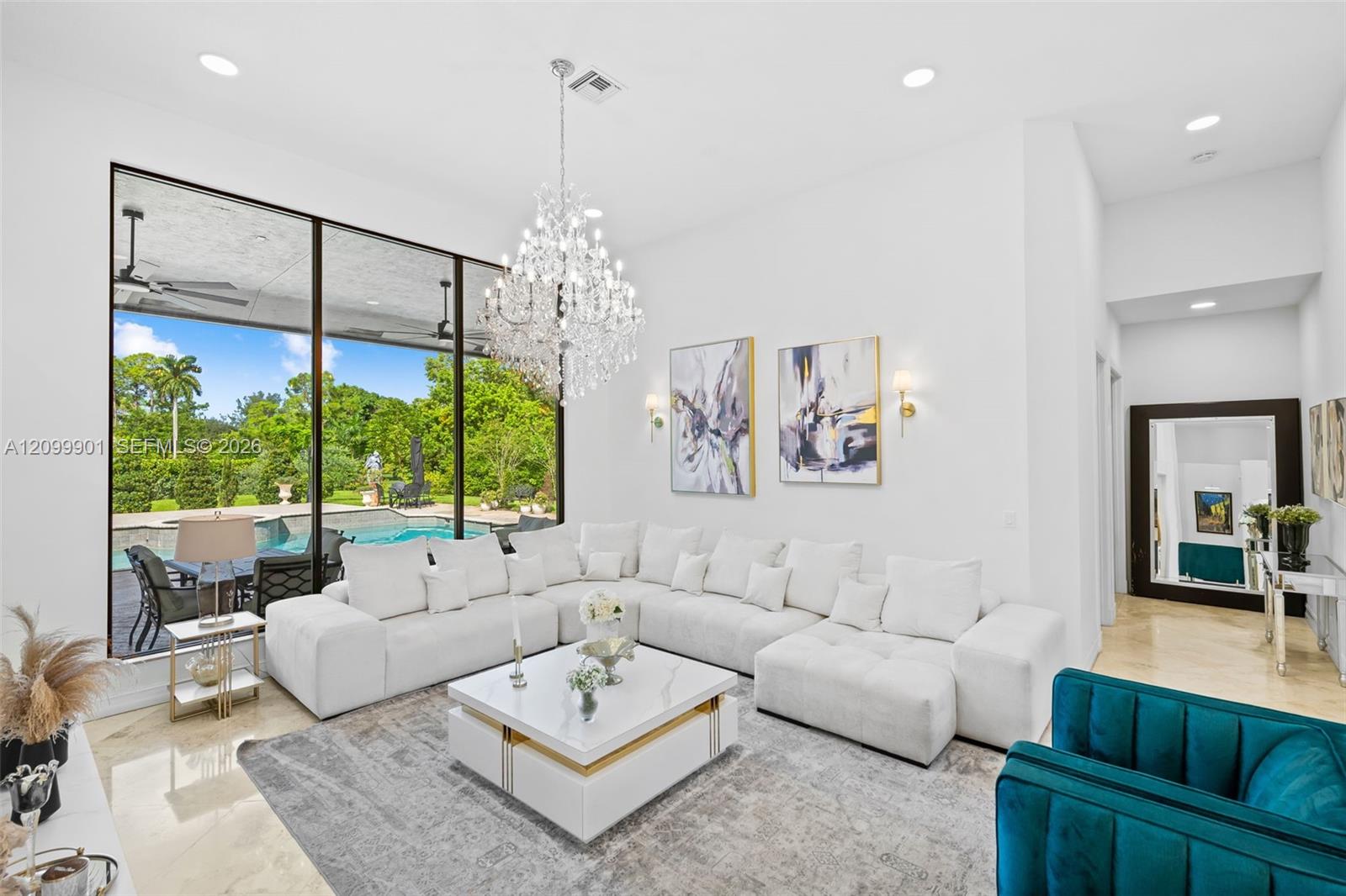 Ver detalles 6775 6 / 4 sq. ft. $ 2026-10-02 0 foto