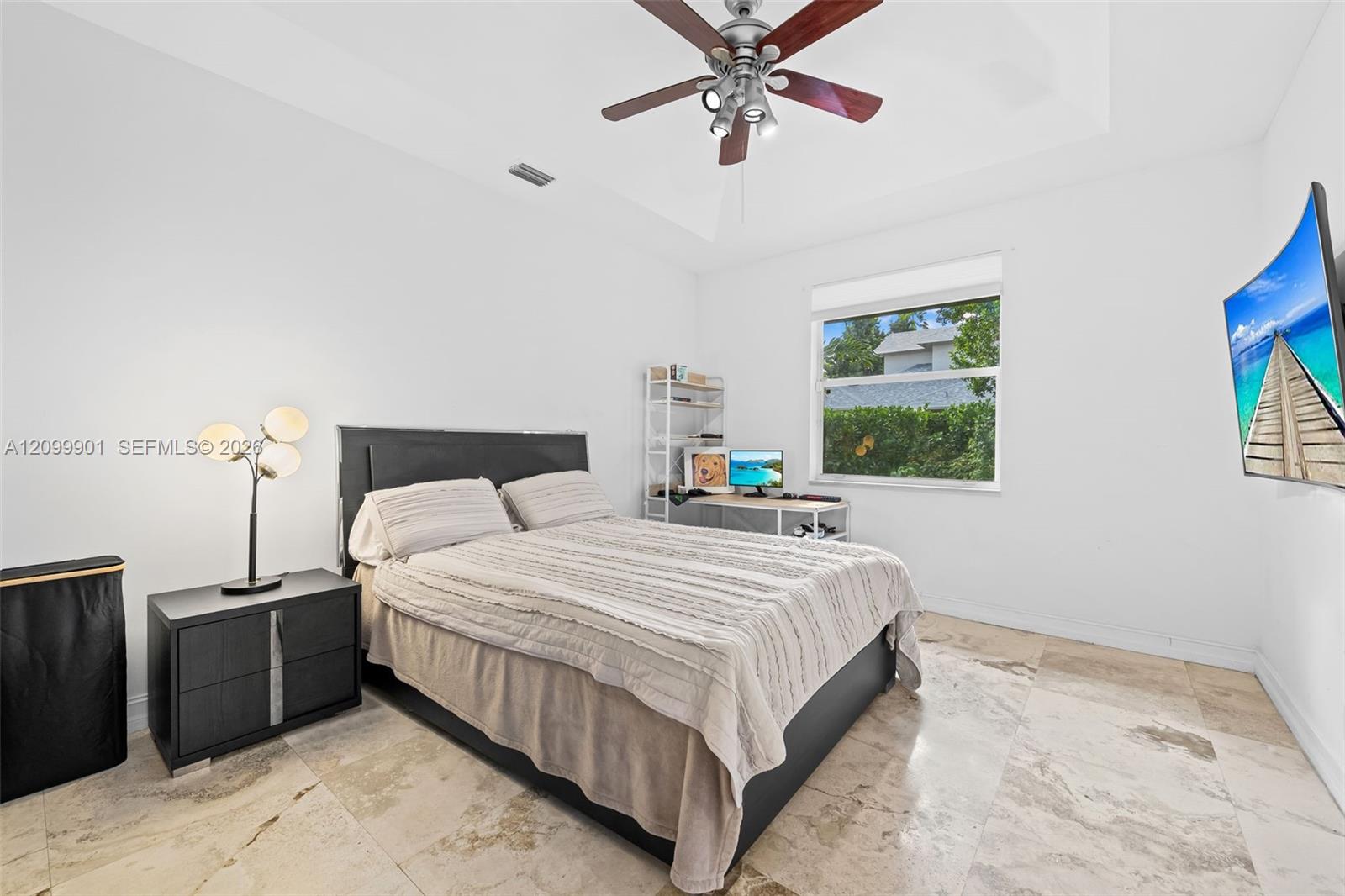 Ver detalles 6775 6 / 4 sq. ft. $ 2026-10-02 0 foto