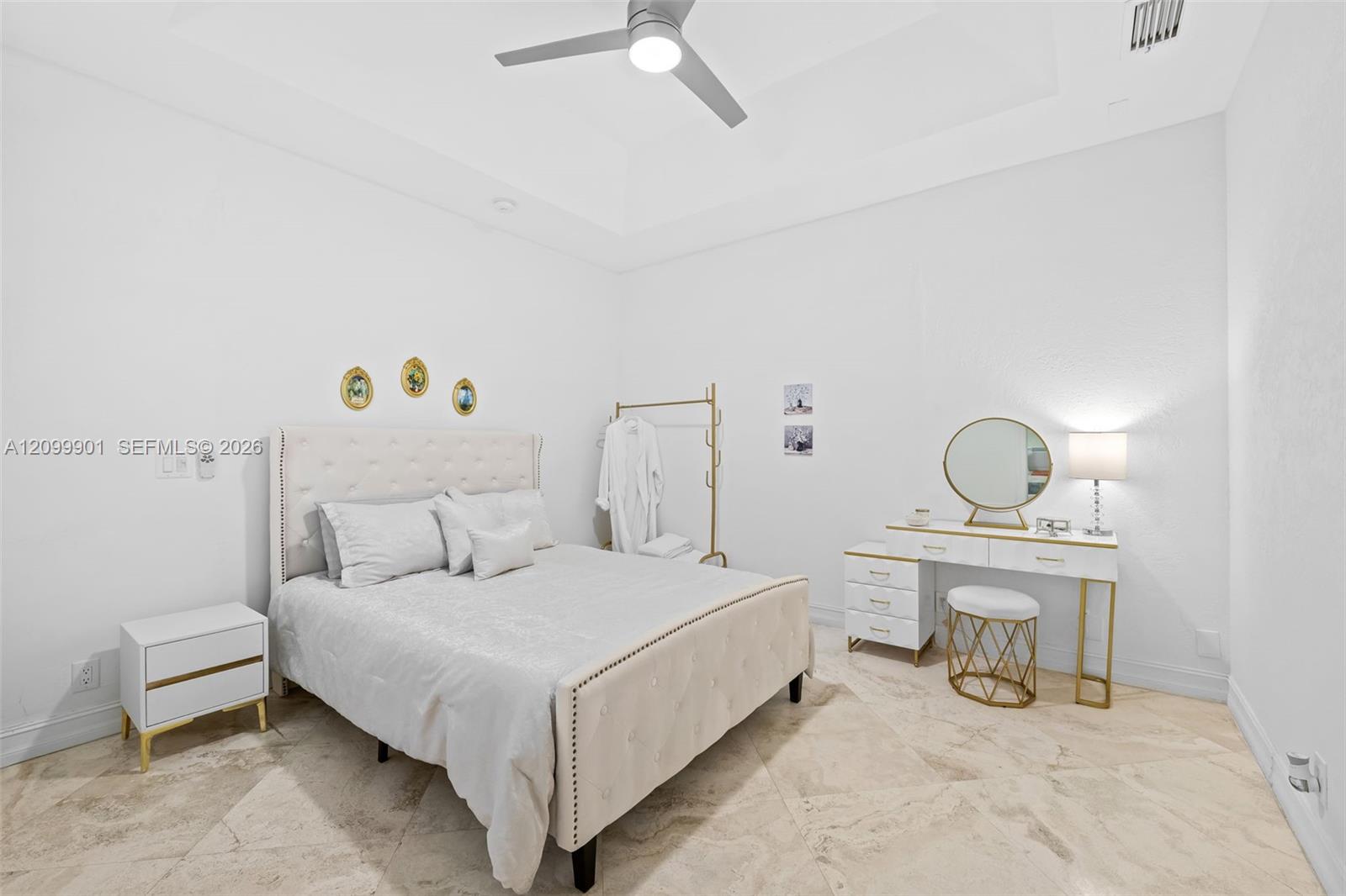 Ver detalles 6775 6 / 4 sq. ft. $ 2026-10-02 0 foto