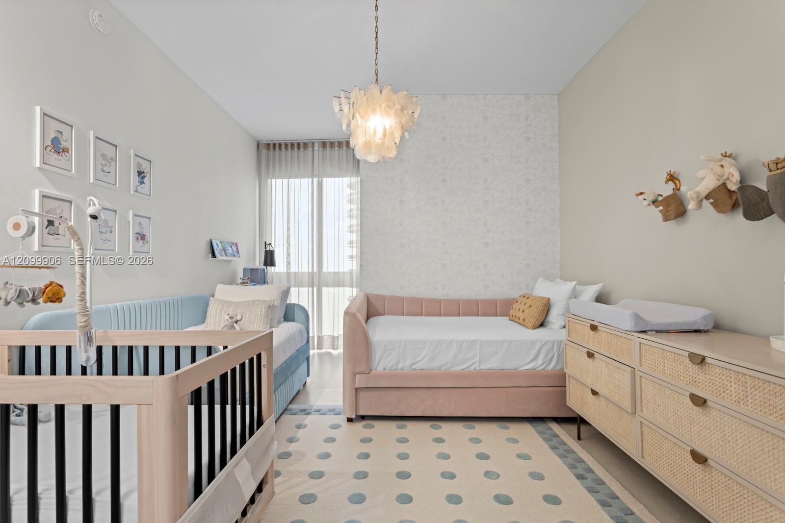 See details 2901 3 / 4 2768 sq. ft. $ 2026-10-02 0 Photo