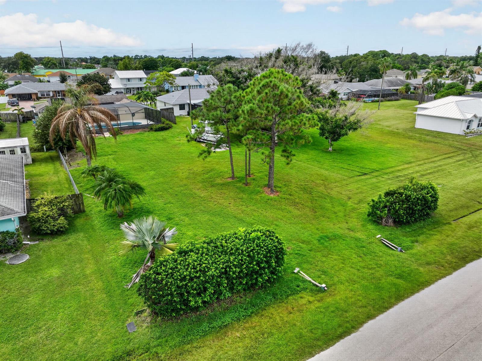   / 0  sq. ft. $ 2026-10-03 0 foto