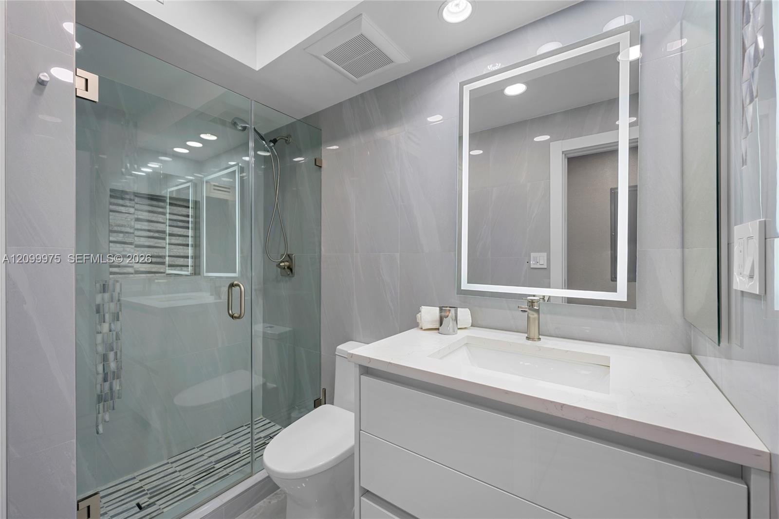 309 3 / 3 1910 sq. ft. $ 2026-10-03 0 Photo