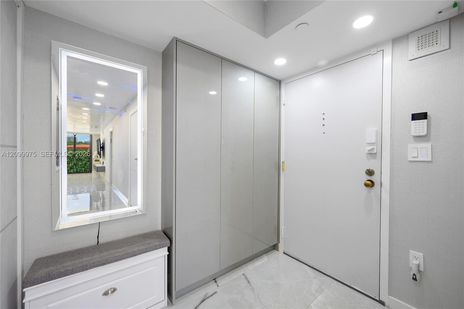 309 3 / 3 1910 sq. ft. $ 2026-10-03 0 Photo