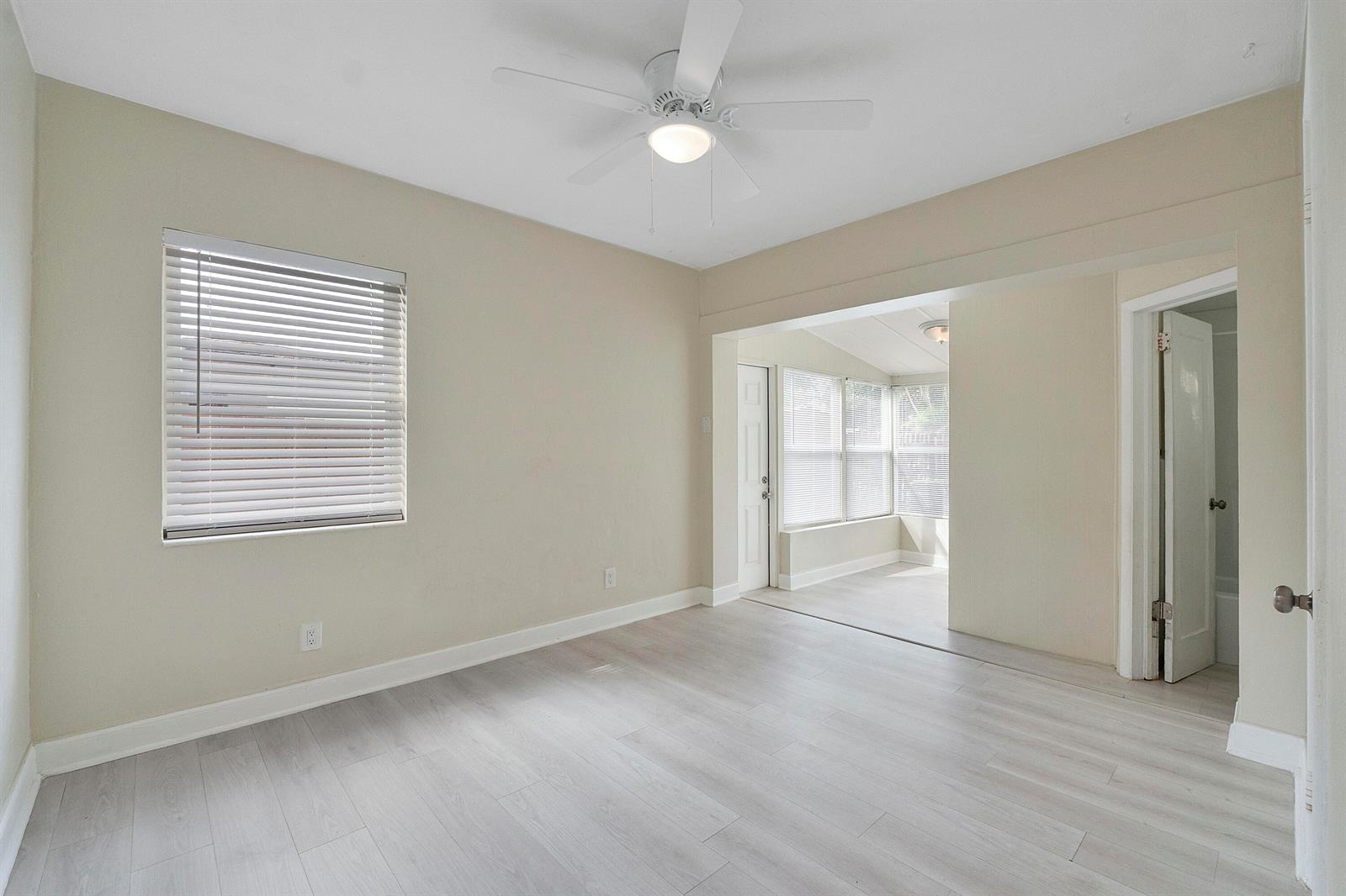 Ver detalles / 0 1742 sq. ft. $ 2026-10-04 0 foto