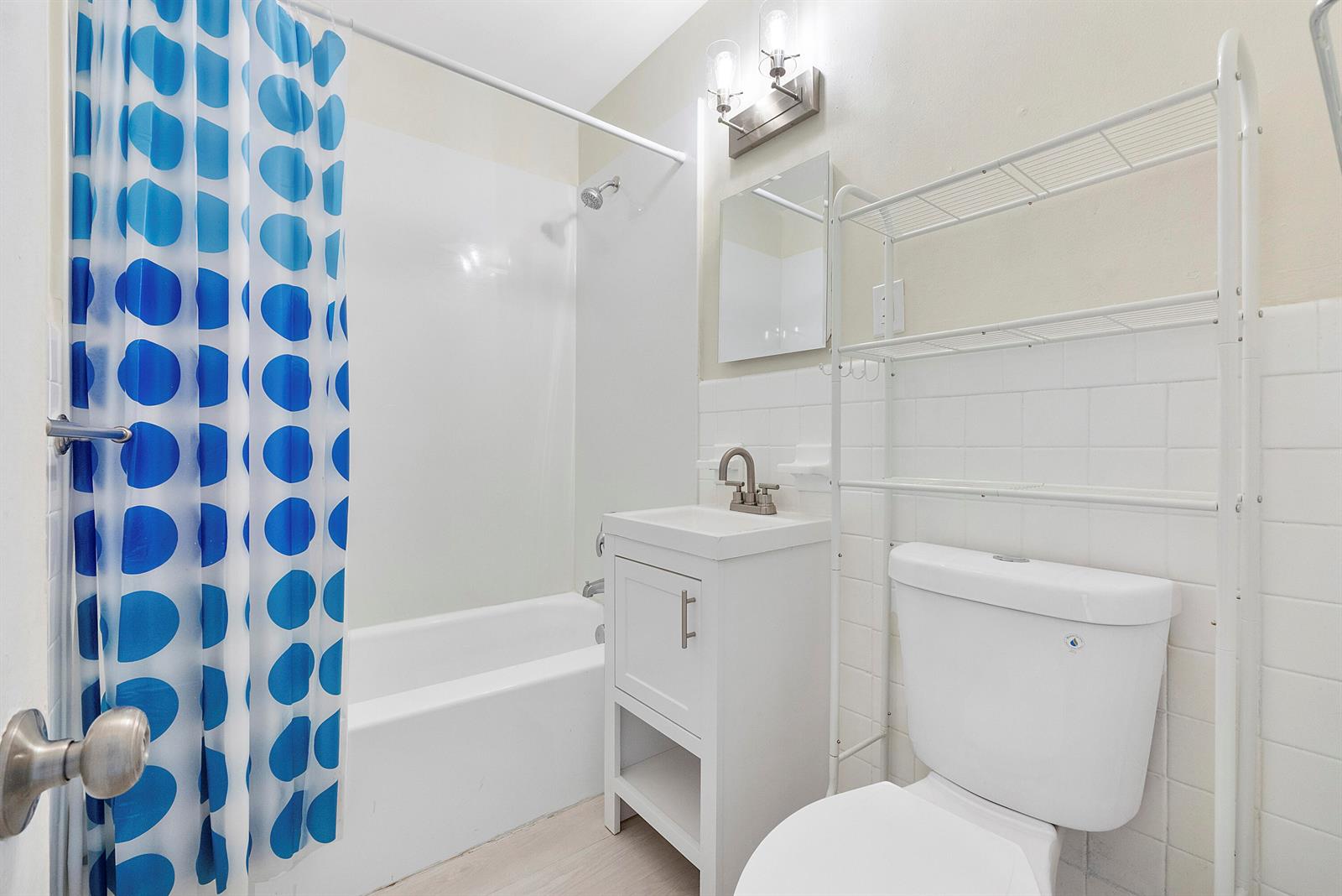 Ver detalles / 0 1742 sq. ft. $ 2026-10-04 0 foto