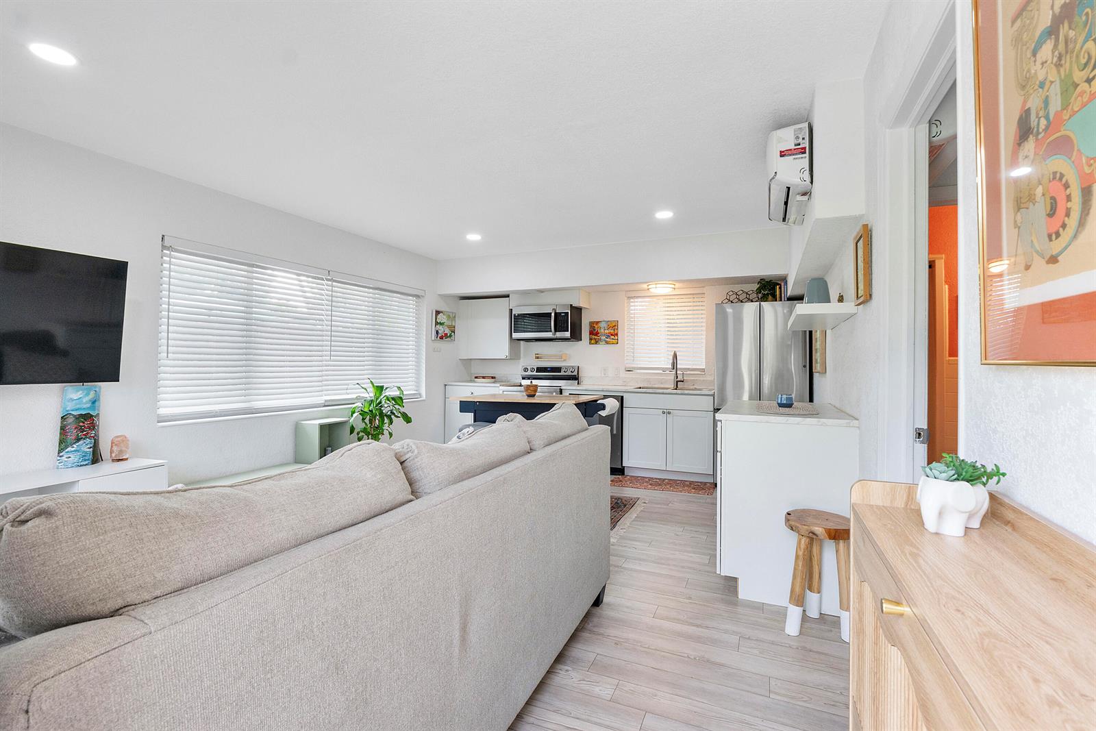 Ver detalles / 0 1742 sq. ft. $ 2026-10-04 0 foto