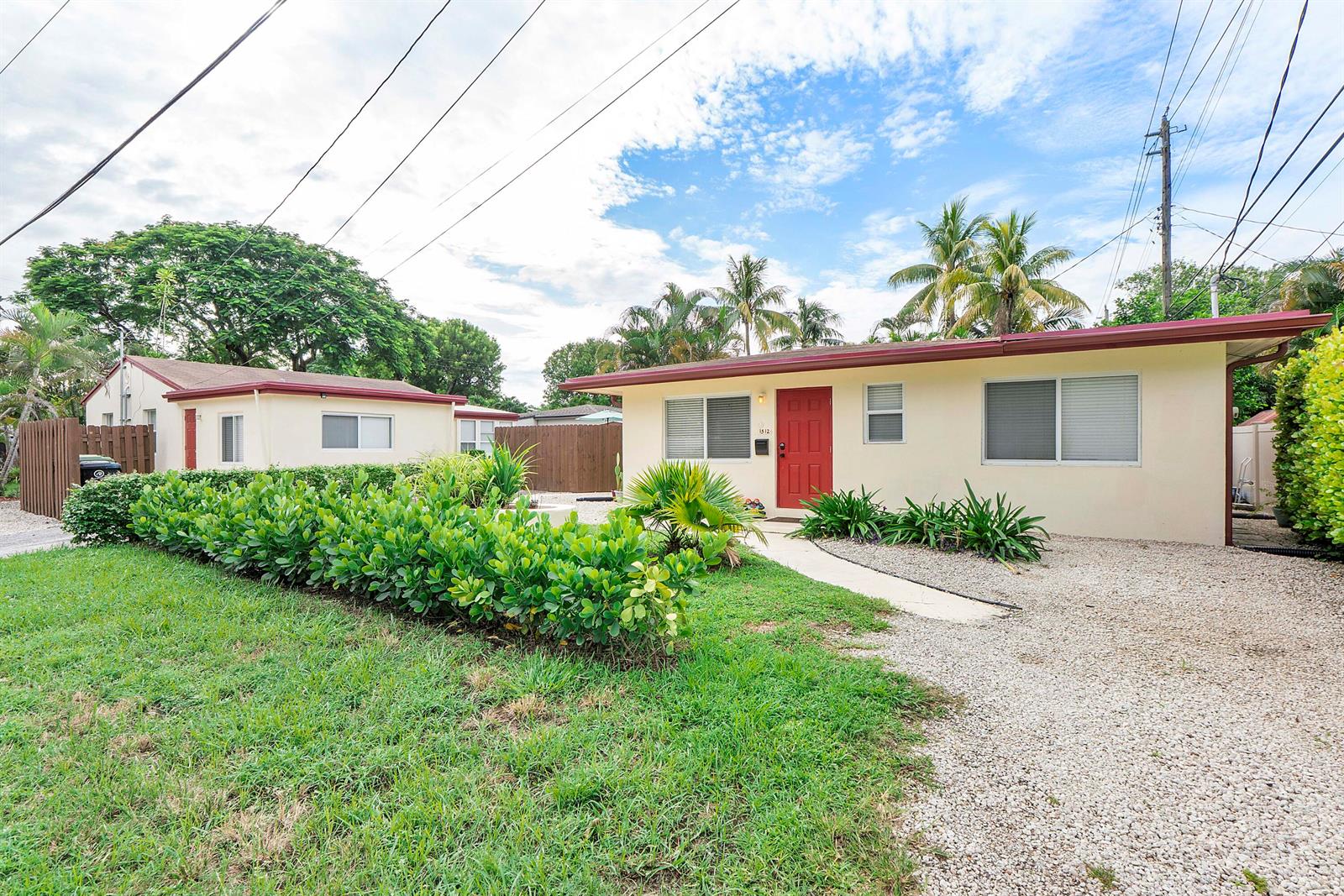 Ver detalles / 0 1742 sq. ft. $ 2026-10-04 0 foto