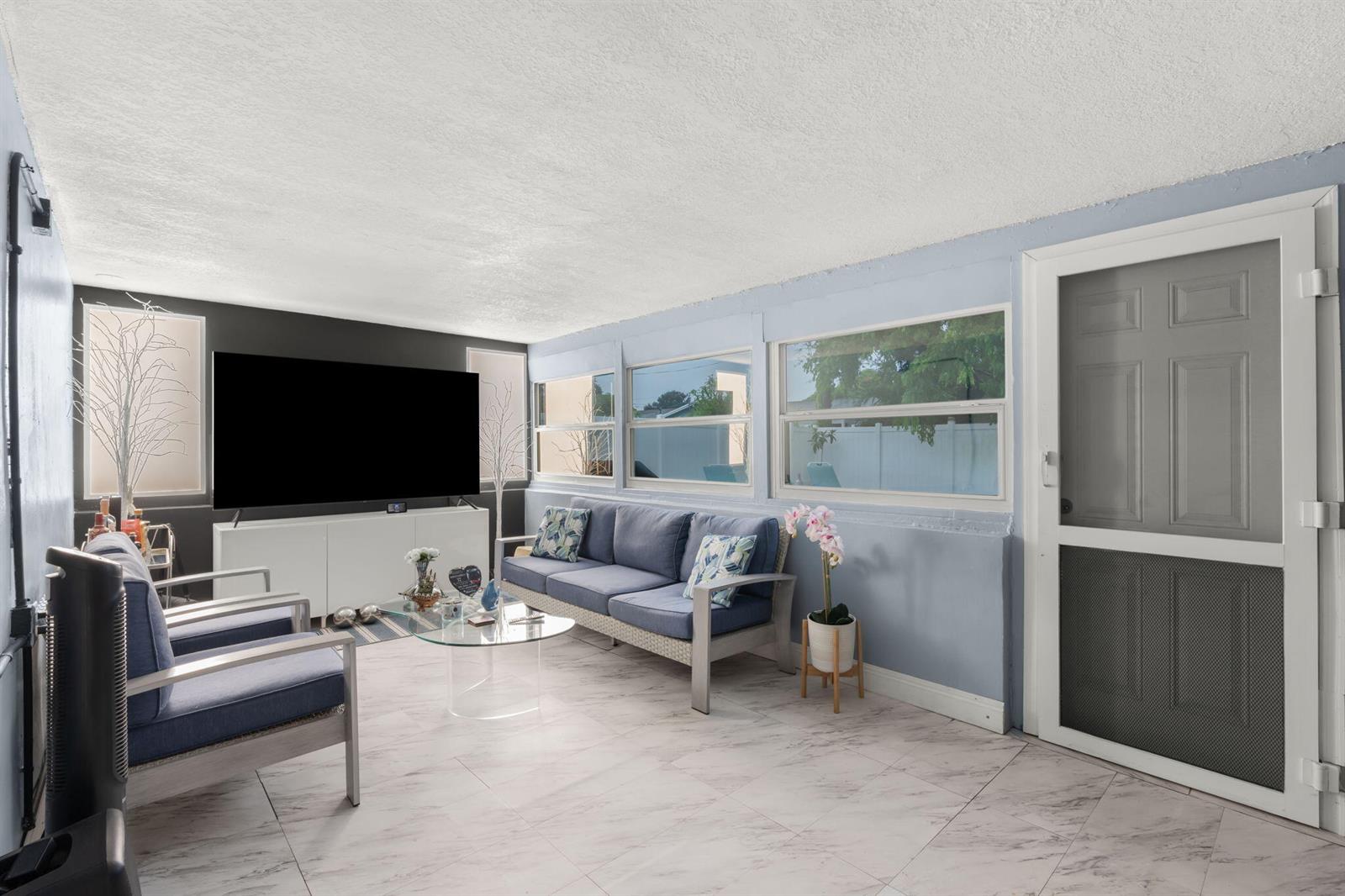 7541 3 / 2 1475 sq. ft. $ 2026-10-04 0 foto