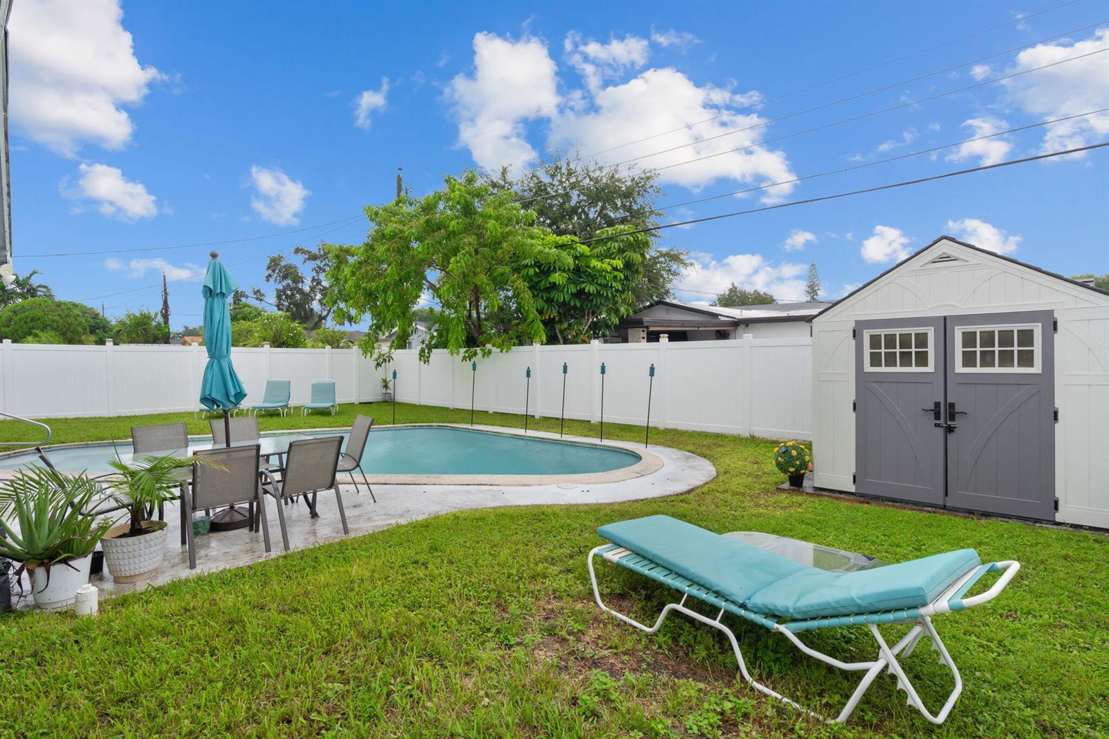 7541 3 / 2 1475 sq. ft. $ 2026-10-04 0 foto