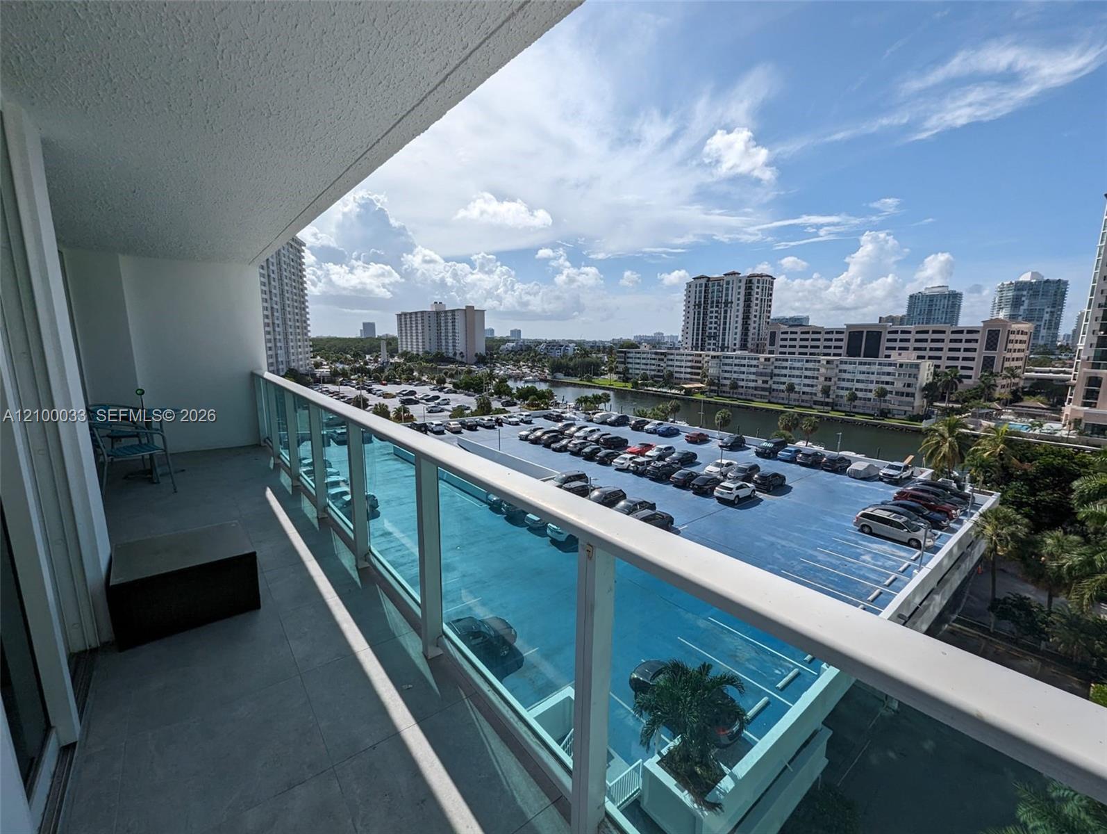 730 1 / 2 991 sq. ft. $ 2026-10-03 0 Photo