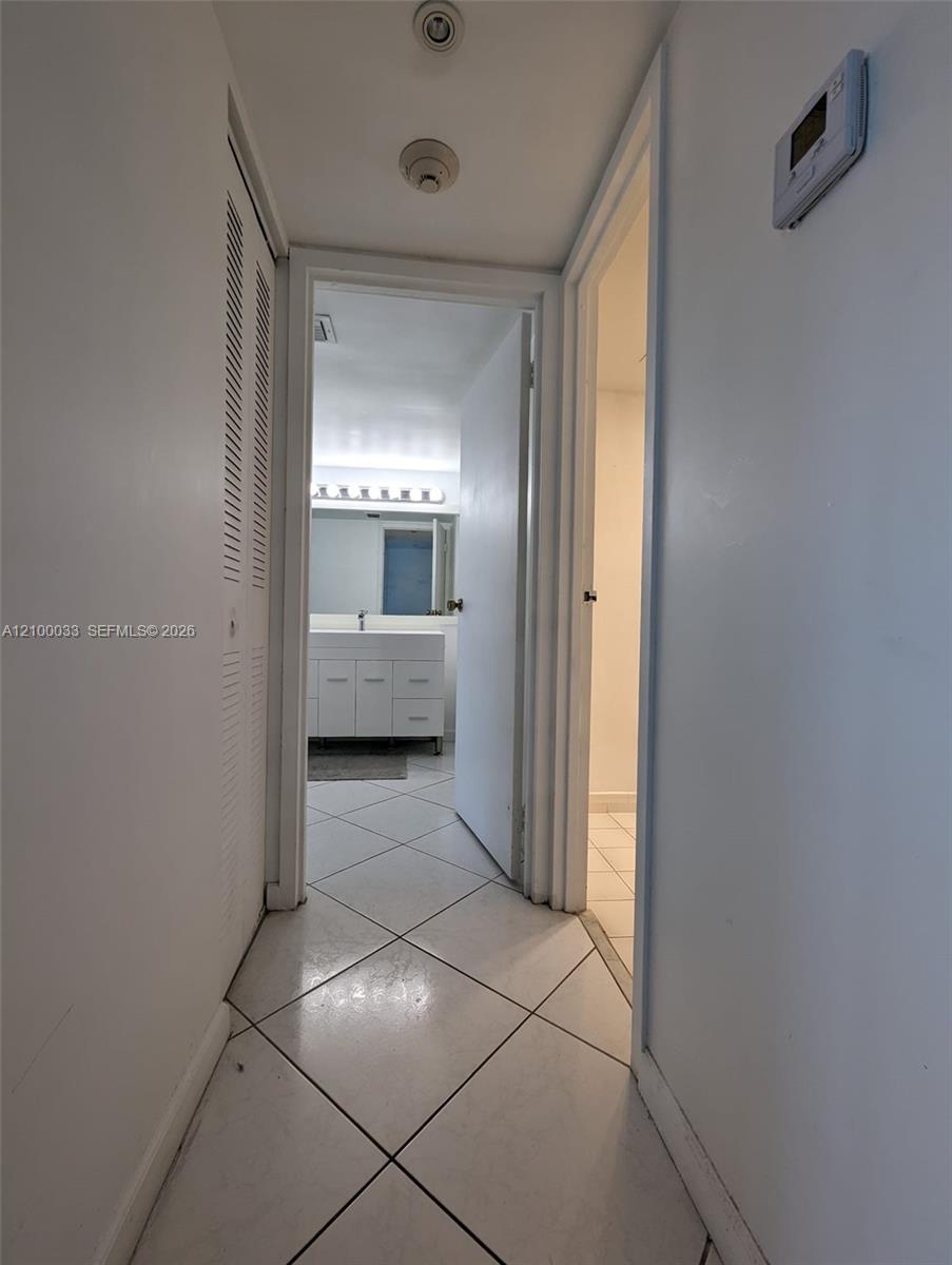 730 1 / 2 991 sq. ft. $ 2026-10-03 0 Photo