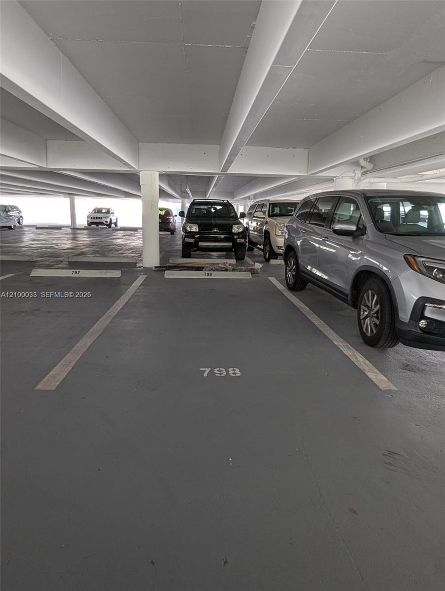 730 1 / 2 991 sq. ft. $ 2026-10-03 0 Photo