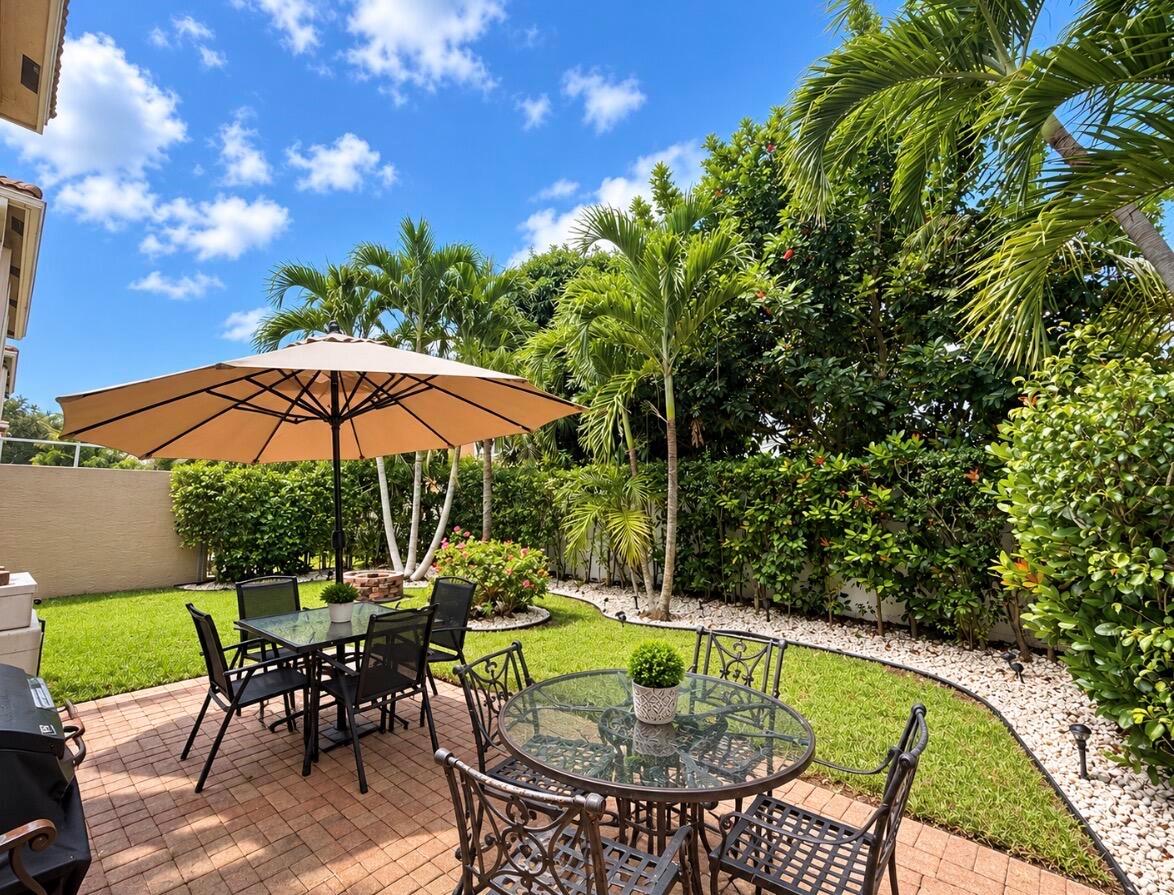 Ver detalles 5411 4 / 2077 sq. ft. $ 2026-10-04 0 foto