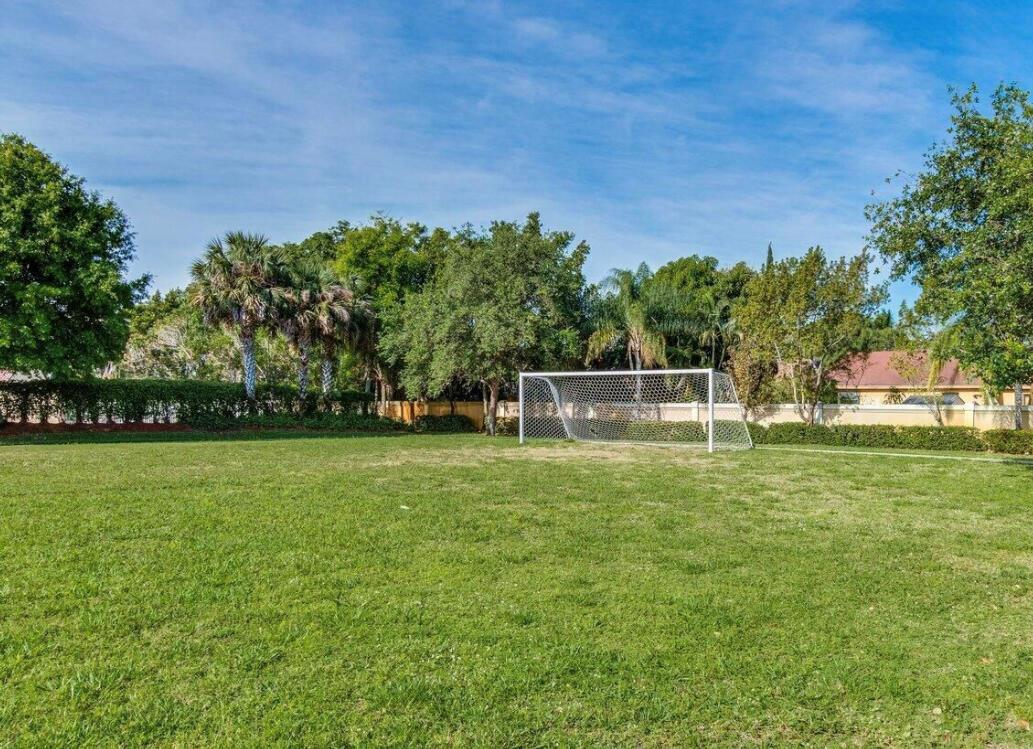 Ver detalles 5411 4 / 2077 sq. ft. $ 2026-10-04 0 foto