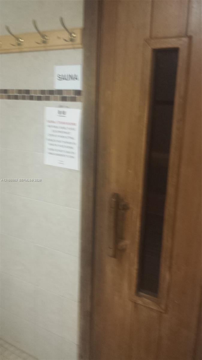 See details 19N 1 / 2 870 sq. ft. $ 2026-10-03 0 Photo