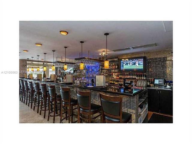 See details 19N 1 / 2 870 sq. ft. $ 2026-10-03 0 Photo