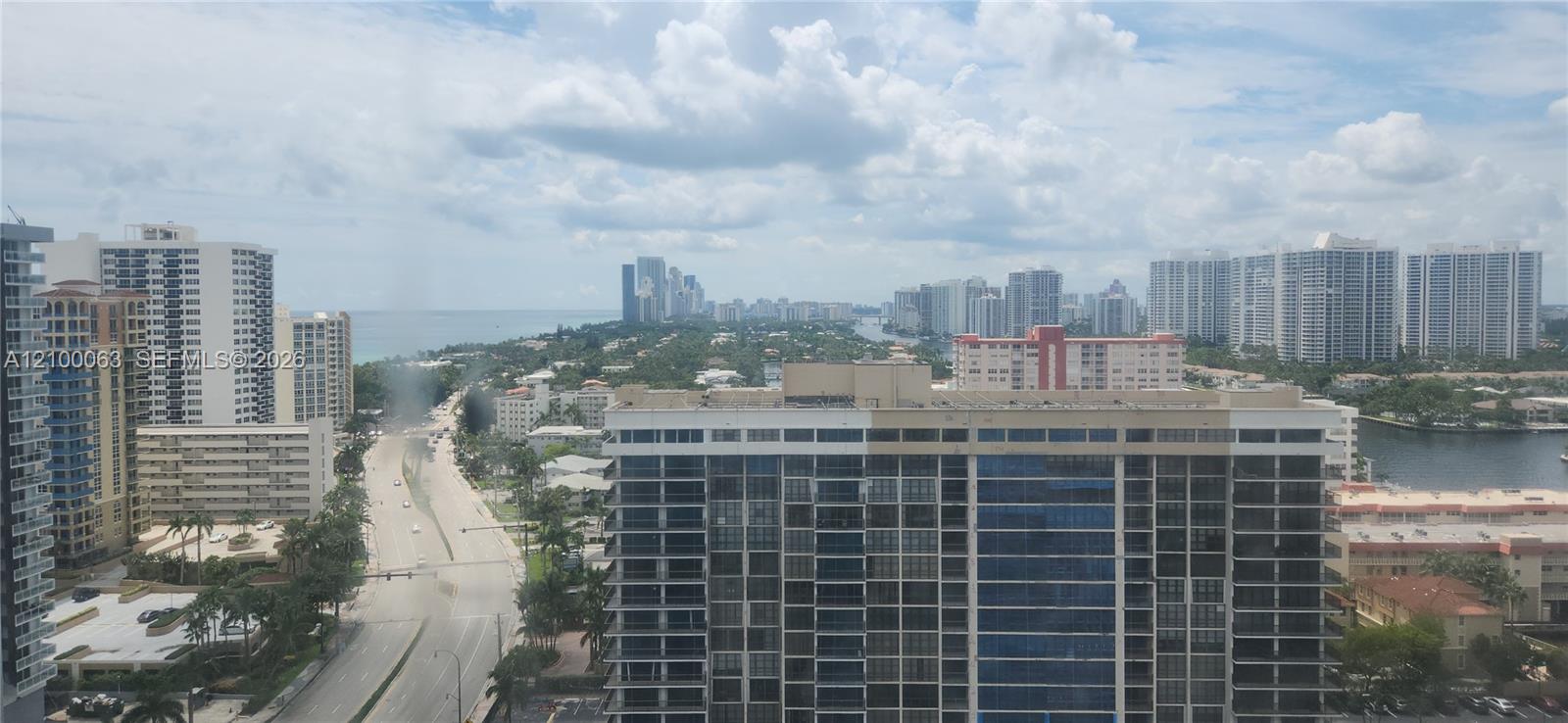 See details 19N 1 / 2 870 sq. ft. $ 2026-10-03 0 Photo